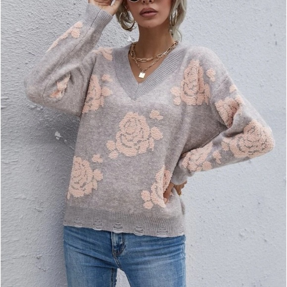 Cute Daisy Floral Distressed Deep V Neck Oversized Pullover Sweater